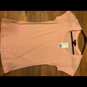 New w/ Tags Forever21 Pink t- Shirt